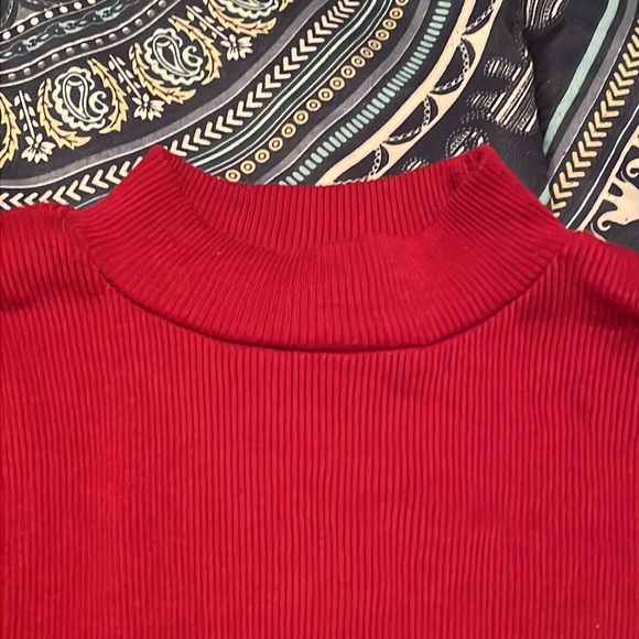 Children’s 2 piece dress and onesie/romper set, child size 5 - Picture 6 of 9